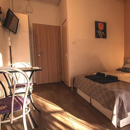 Pensili Apartmanhaz