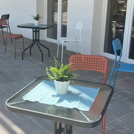 Pensili Apartmanhaz Bed & Breakfast 3*